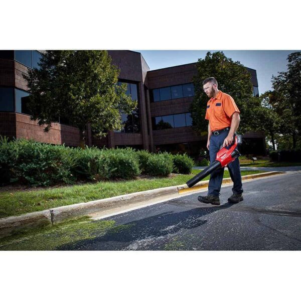 2727-21HDP M18 FUEL 16 in. 18V Lithium-Ion Brushless Battery Chainsaw Kit with M18 GEN II FUEL Blower - Image 13