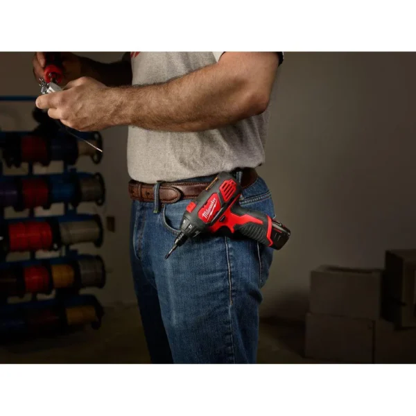2401-22 M12 12V Lithium-Ion Cordless 1/4 in. Hex Screwdriver Kit with Two 1.5Ah Batteries, Charger and Tool Bag - Image 5