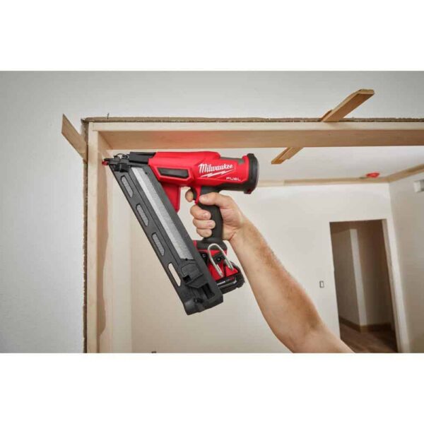 2839-21CT M18 FUEL 18-Volt Lithium-Ion Brushless Cordless Gen II 15-Gauge Angled Finish Nailer Kit with 2.0Ah Battery and Charger - Image 14