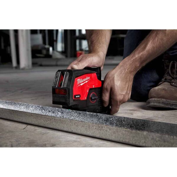 3622-20 M12 12-Volt Lithium-Ion Cordless Green 125 ft. Cross Line and Plumb Points Laser Level (Tool-Only) - Image 4