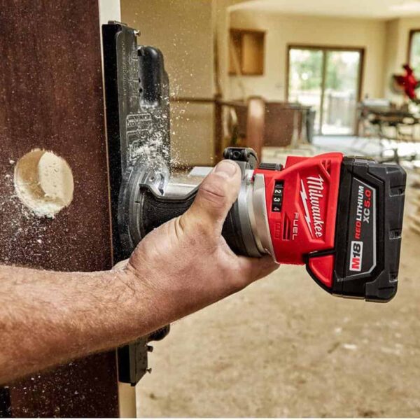 M18 FUEL 18V Lithium-Ion Brushless Cordless Compact Router w/ Compact Router Offset Base - Image 12