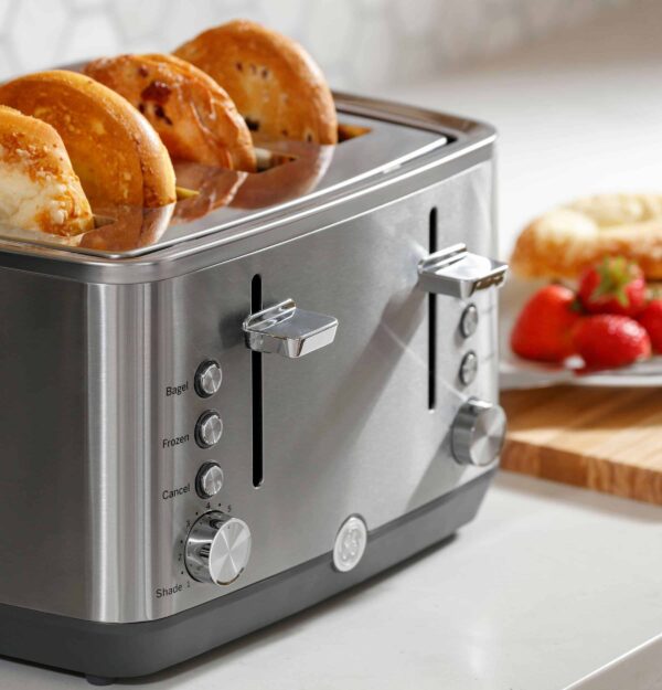 GE 4-Slice Stainless Steel 1500-Watt Toaster - Image 11