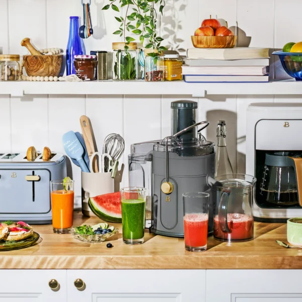 Beautiful 5-Speed Juice Extractor with Touch Activated Display, Oyster Grey, - Image 6
