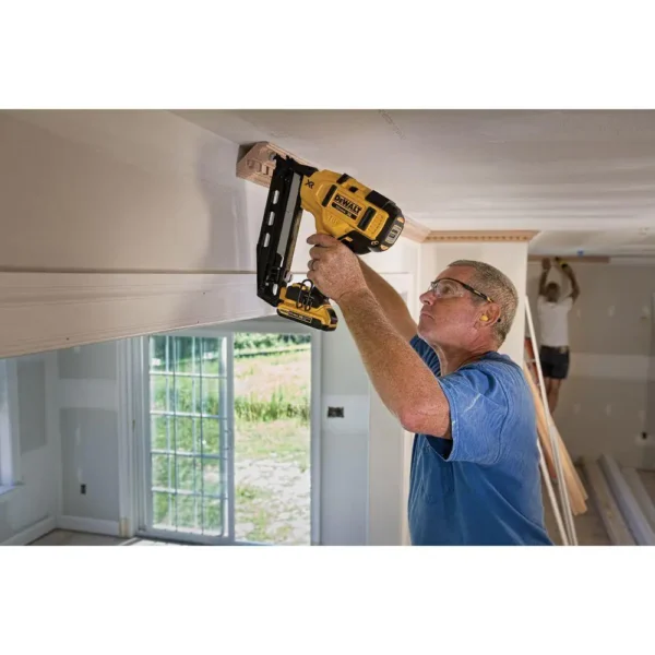 DCN660B 20-Volt MAX XR Lithium-Ion Cordless 16-Gauge Angled Finish Nailer (Tool-Only) - Image 2