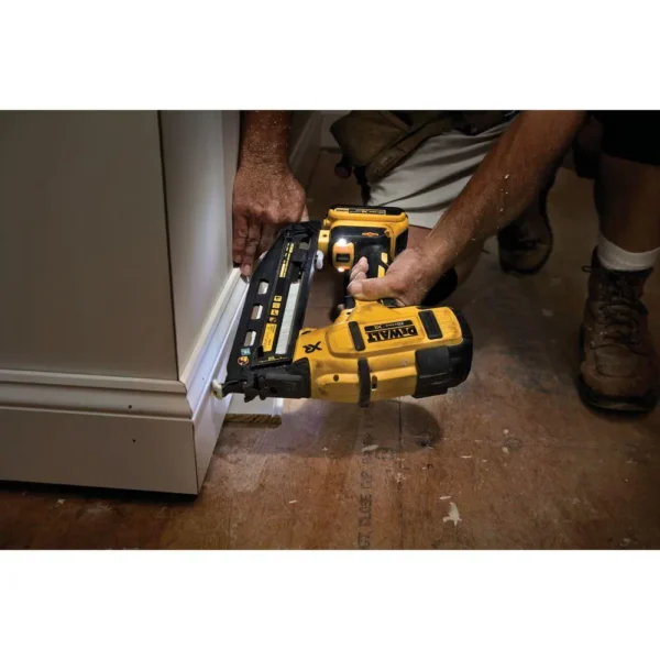 DCN660B 20-Volt MAX XR Lithium-Ion Cordless 16-Gauge Angled Finish Nailer (Tool-Only) - Image 3