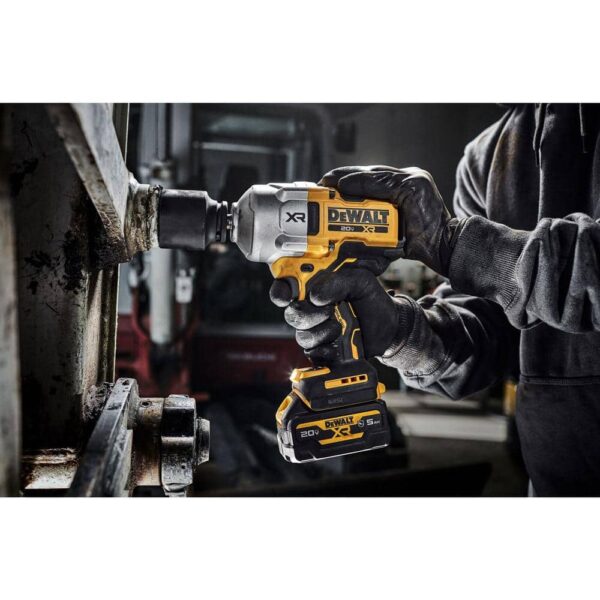 DCF961B 20V 1/2 in. High Torque Impact Wrench (Tool Only) - Image 3
