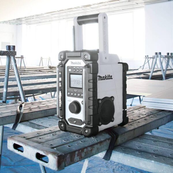 XRM05W 18V LXT Lithium-Ion Cordless Job Site Radio (Tool-Only) - Image 2